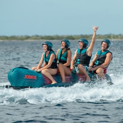 Jobe Chaser Towable 4P