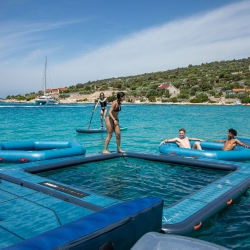 Jobe Infinity Pool Set with Pump & Stairs